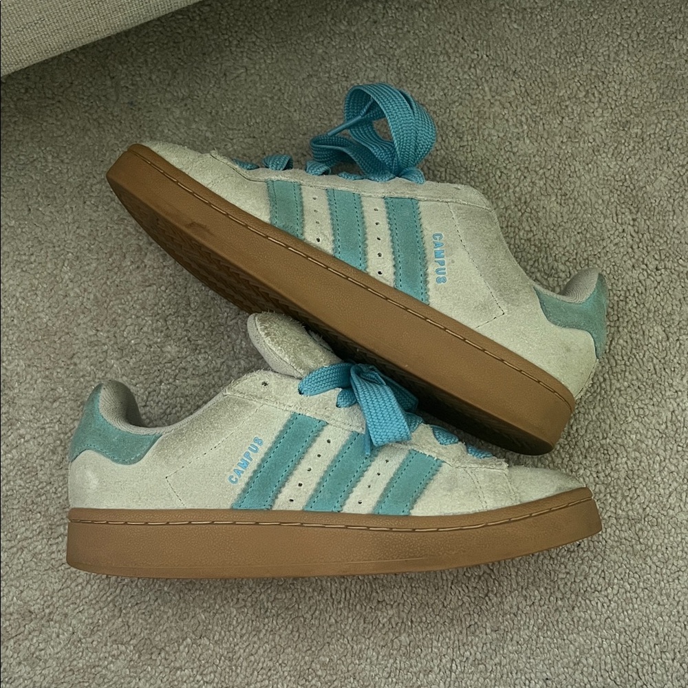 Adidas' Sneakers with blue laces and gum soles
